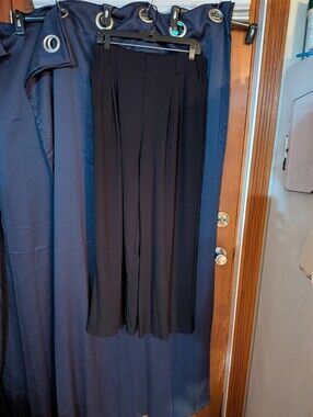 Women's XL? Halara Black Dress Pants